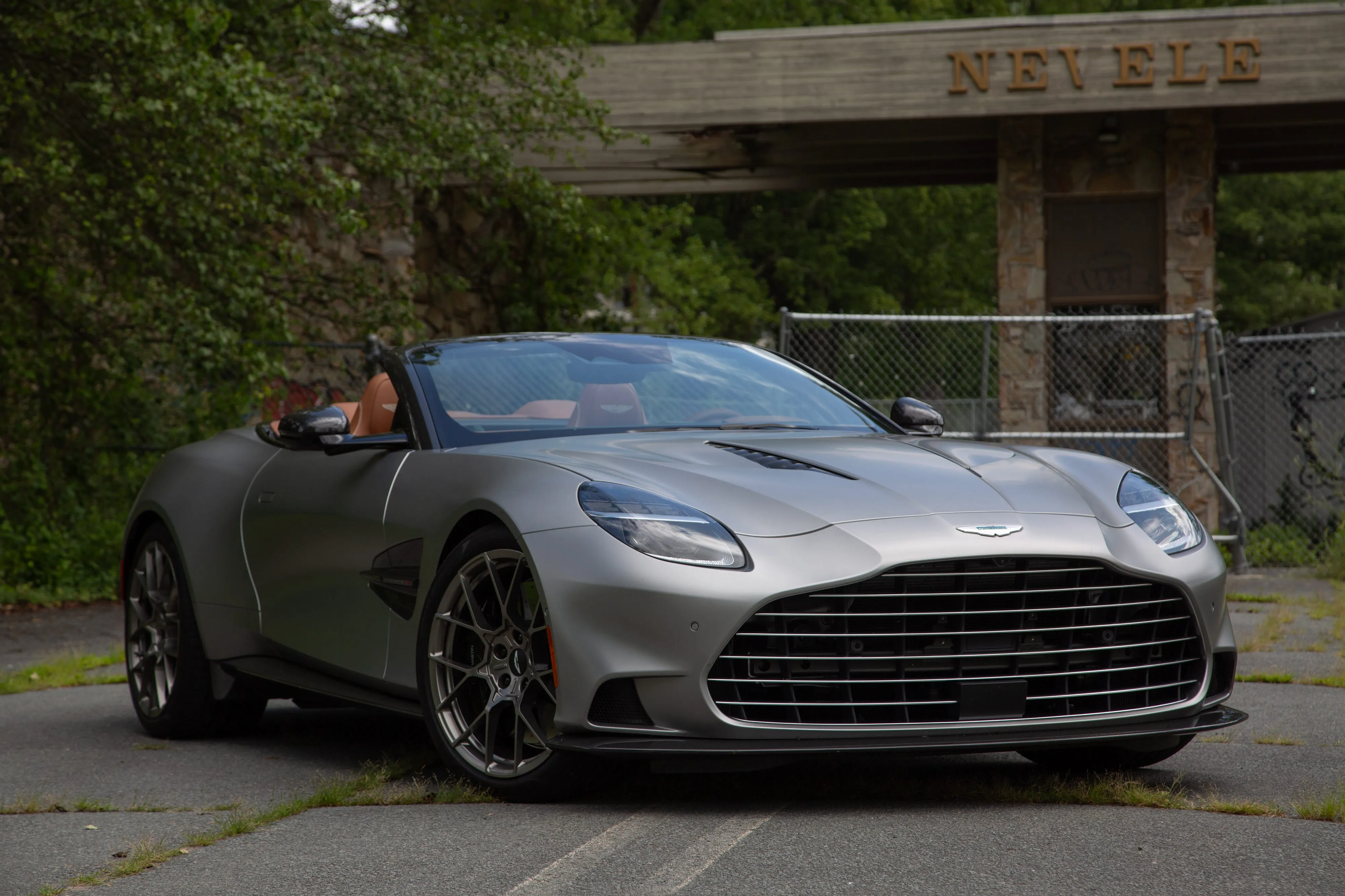 Aston Martin Vanquish