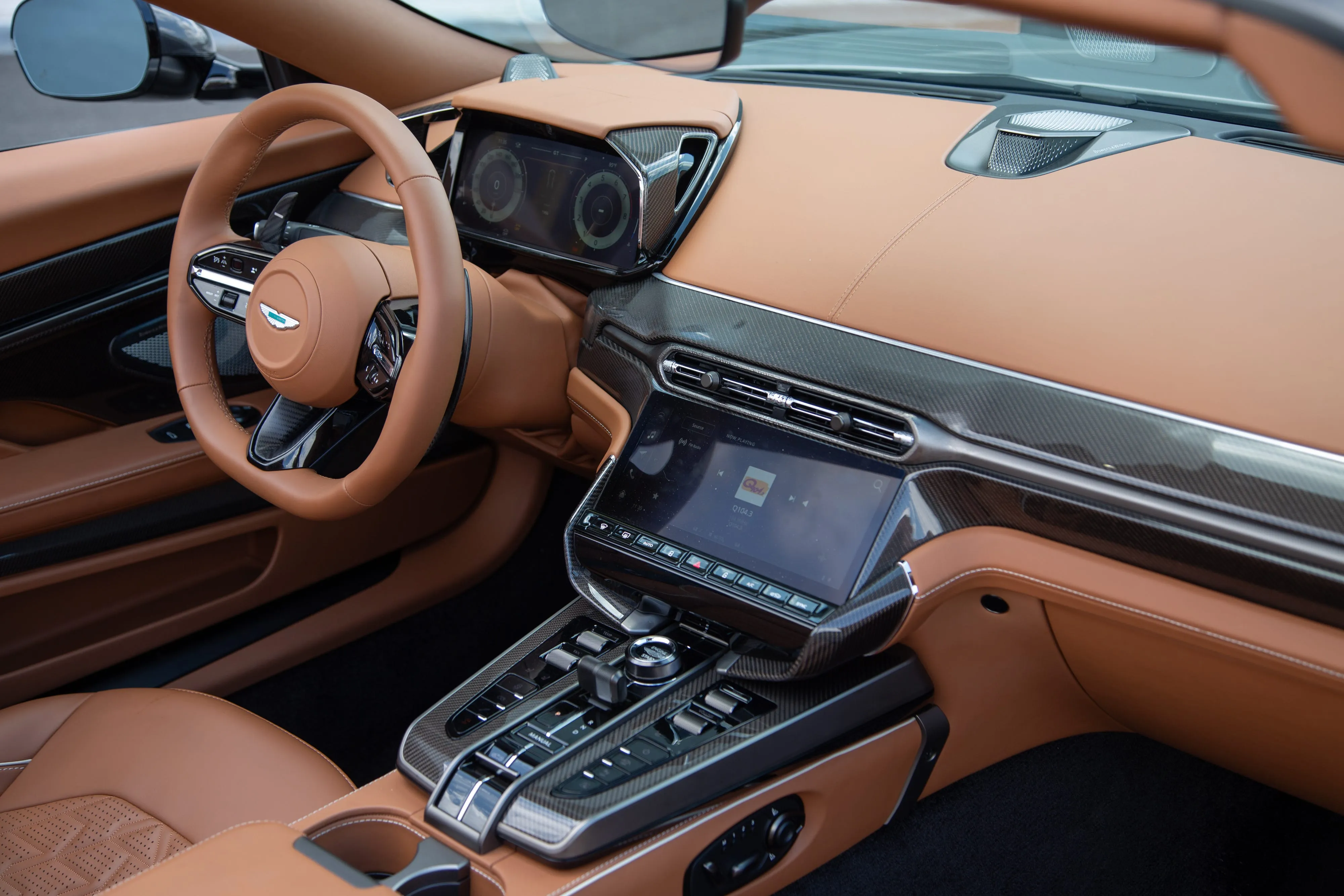 Aston Martin Vanquish Interior